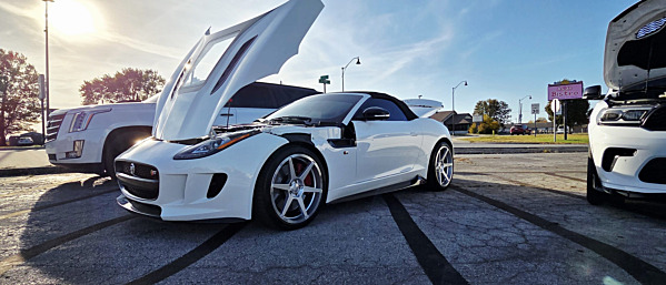Staggered 20 inch Ace Alloy AFF06 in Liquid Silver on a 2014 Jaguar F-Type