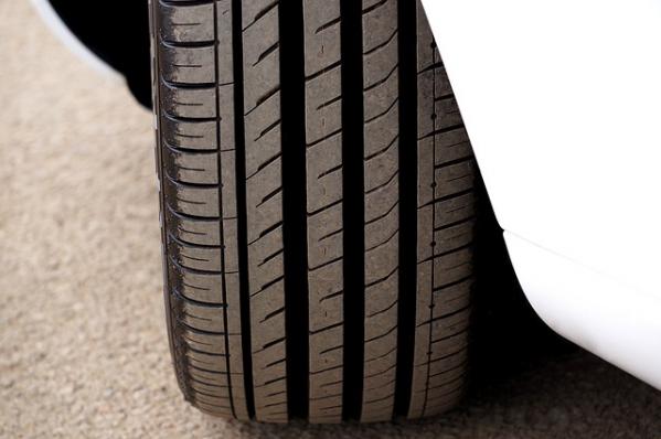 When Should Tires Be Replaced on a Car