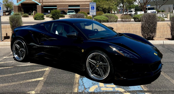 Staggered 20/21 inch Variant BTZ-3P in Satin Gunmetal w/ Chrome Lip on a 2024 Lotus Emira