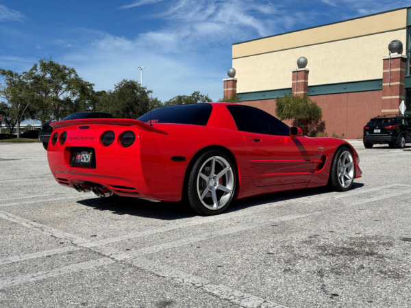 19 Inch Ace Alloy AFF06 in Liquid Silver on a 1999 Chevrolet Corvette C5