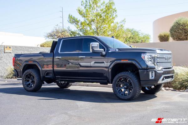 22 Inch 4Play Off-Road 4P70 in Brushed Black on a 2020 GMC 3500