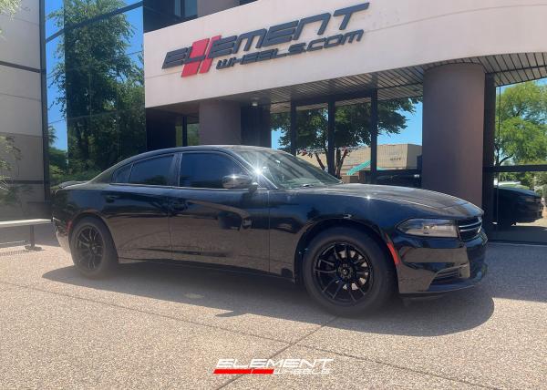 18 inch Vors TR4 Gloss Black on a 2019 Dodge Charger
