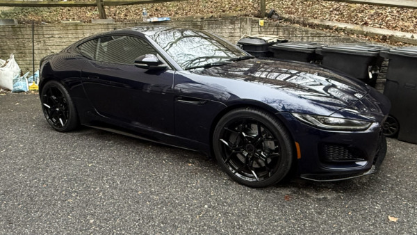 Staggered 20 inch Blaque Diamond BD-F25 in Gloss Black on a 2021 Jaguar F-Type V8