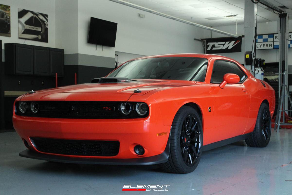 20 Inch Variant Radon in Gloss Piano Black on 2020 Dodge Challenger R/T 50th Anniversary