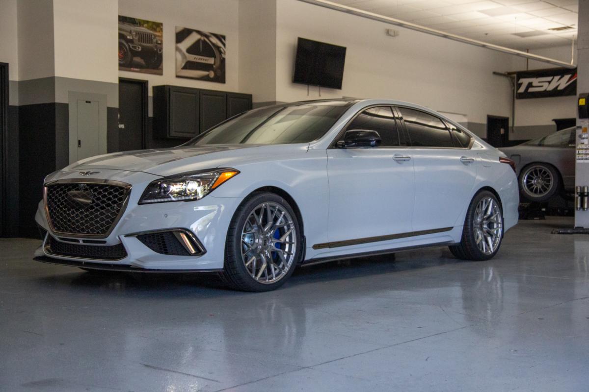 Staggered 20 Inch Variant Radon in Brushed Titanium Face on a 2018 Genesis G80 Sport