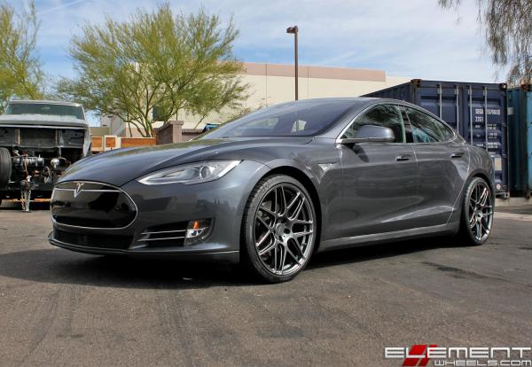 21 inch Staggered Ace Alloy Mesh-7 Gloss Mica Gray Milled on a 2016 Tesla Model S w/ specs