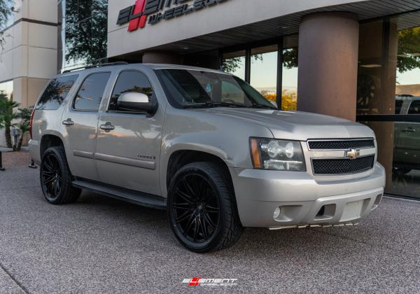 22 Inch Curva Concepts C48 in Gloss Black on a 2007 Chevrolet Tahoe