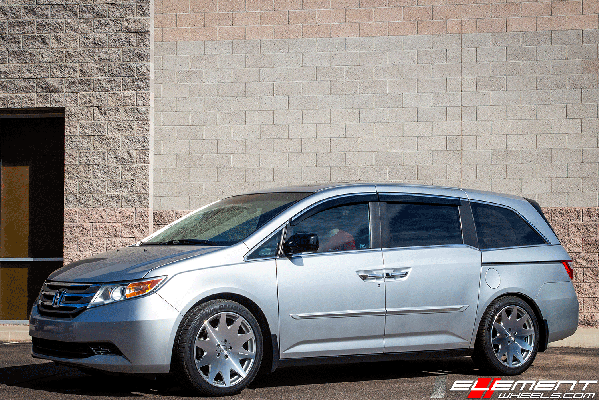 20 inch MRR HR3 Silver Machined Face on 2012 Honda Odyssey