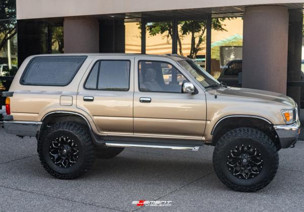 17 inch Fuel Off-Road Assault Matte Black Milled D546 on a Lifted 1991 Toyota 4Runner
