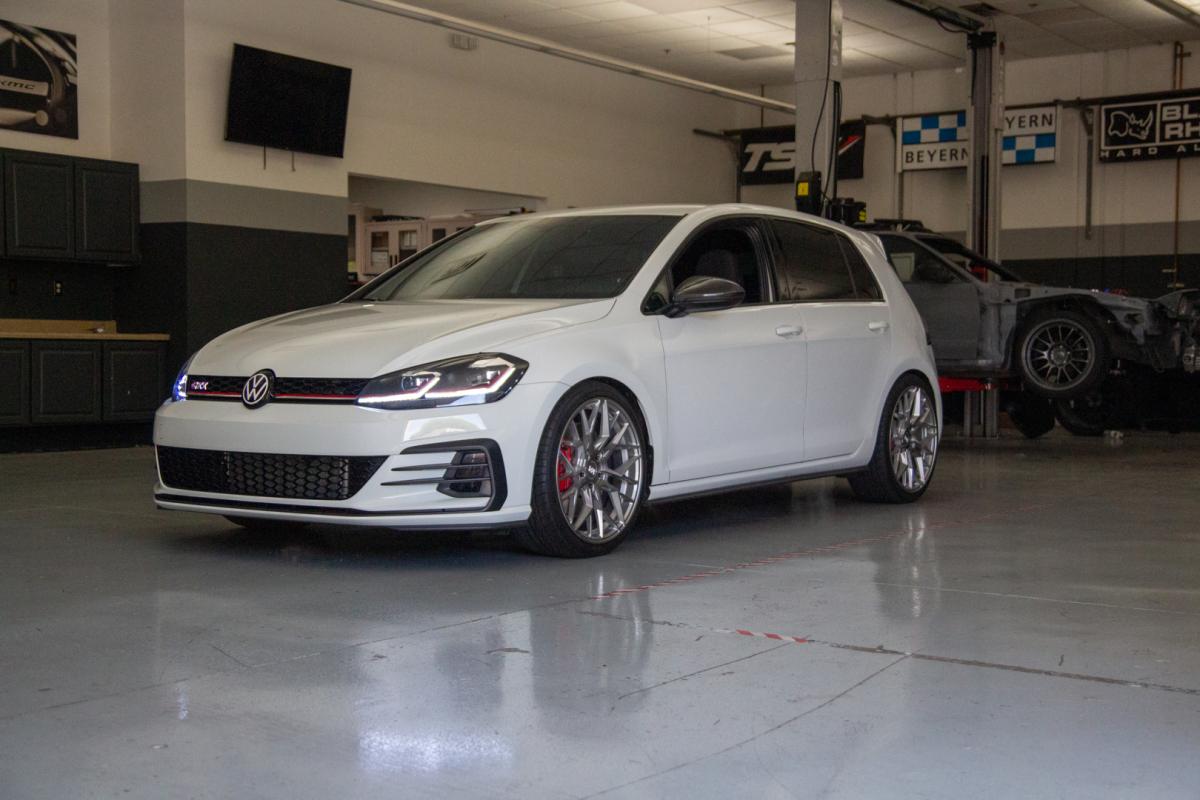 19 Inch Variant Radon in Titanium Brushed Face on a 2019 Volkswagen GTI