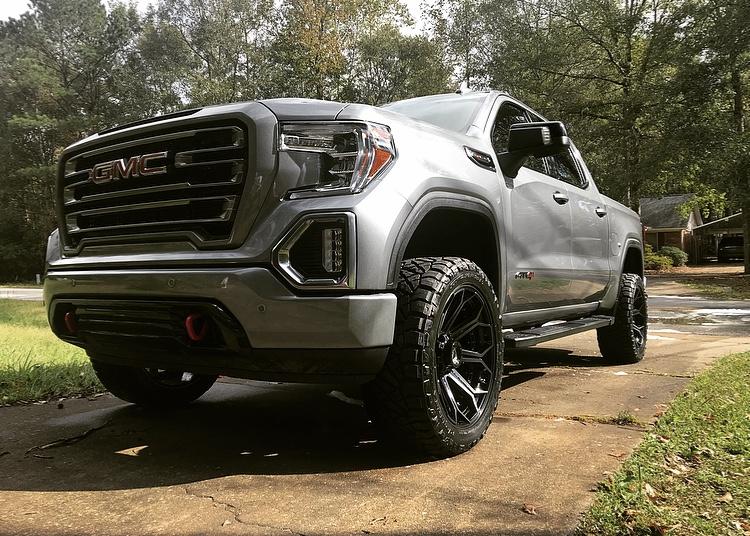 22x10 4Play 4P80 on 2020 GMC Sierra 1500 AT4 Leveled