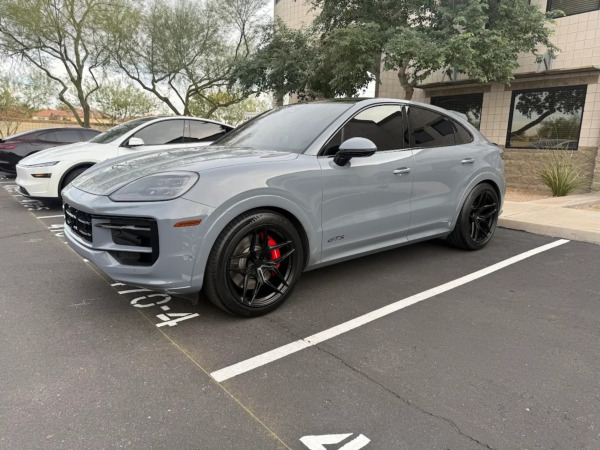 Staggered 22 inch Variant Zeno in Satin Black on a 2025 Porsche Cayenne Coupe GTS