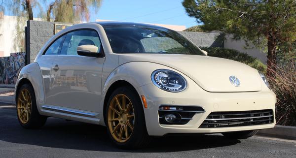 18 inch F1R F101 Brushed Gold on a 2019 Volkswagen Bug
