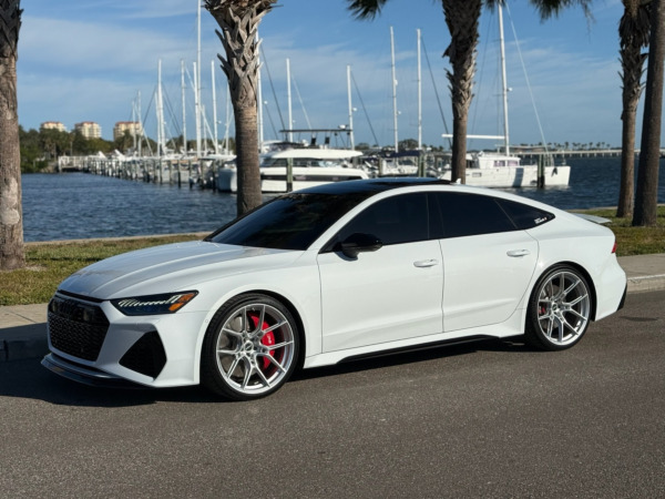 22 inch Element Forged SF-2 in Gloss Silver on a 2021 Audi RS7