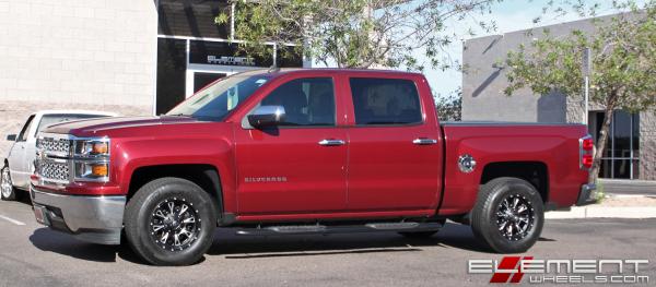17x9 Fuel Off-Road Throttle Matte Black w/ Machined Accent on a 2014 Chevy Silverado 1500 w/ Specs