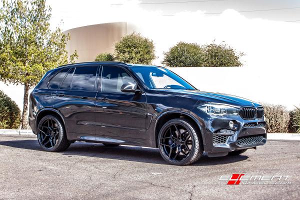 22 inch Rohana RFX11 Gloss Black on 2016 BMW X5M