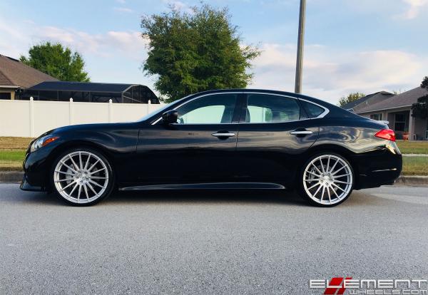 22 inch Staggered Avant Garde M615 Silver Machined on a 2013 Infiniti M37 w/ Specs
